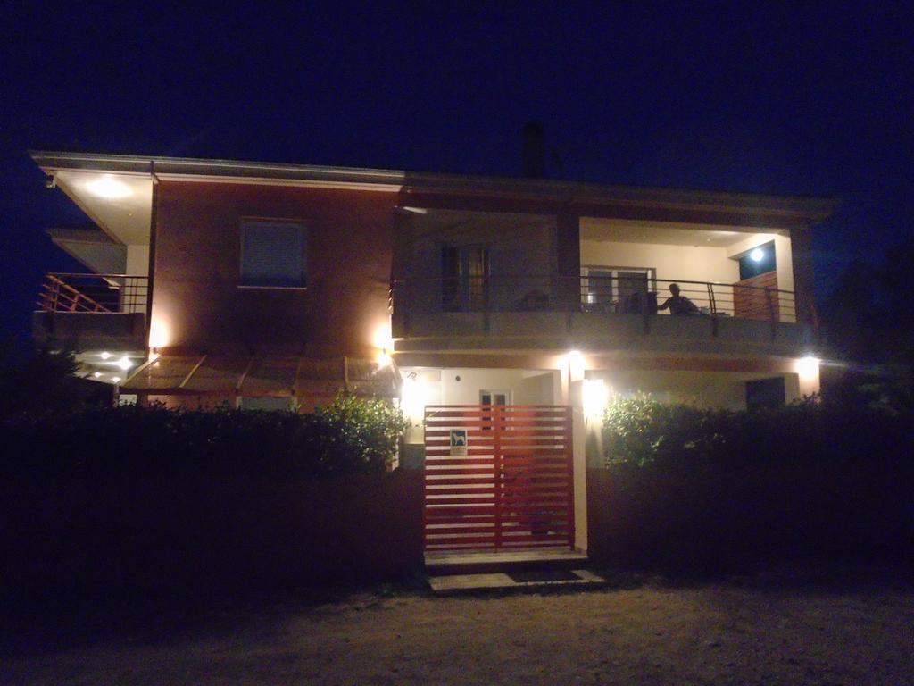 Socrates Family Apartments Kalligoni Eksteriør billede